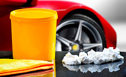 Baldes e potes para produtos químicos